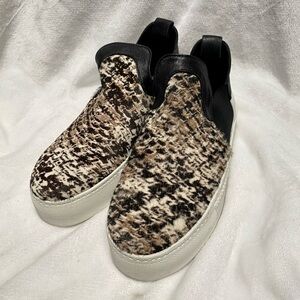 stephane kelian paris animal print slip on sneaker size 6